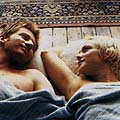 La pareja en la cama